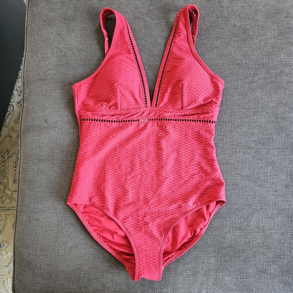 Sea Level Australia Women's Red ladder-stitched One-Piece Swimsuit Size  12 - Picture 6 of 13